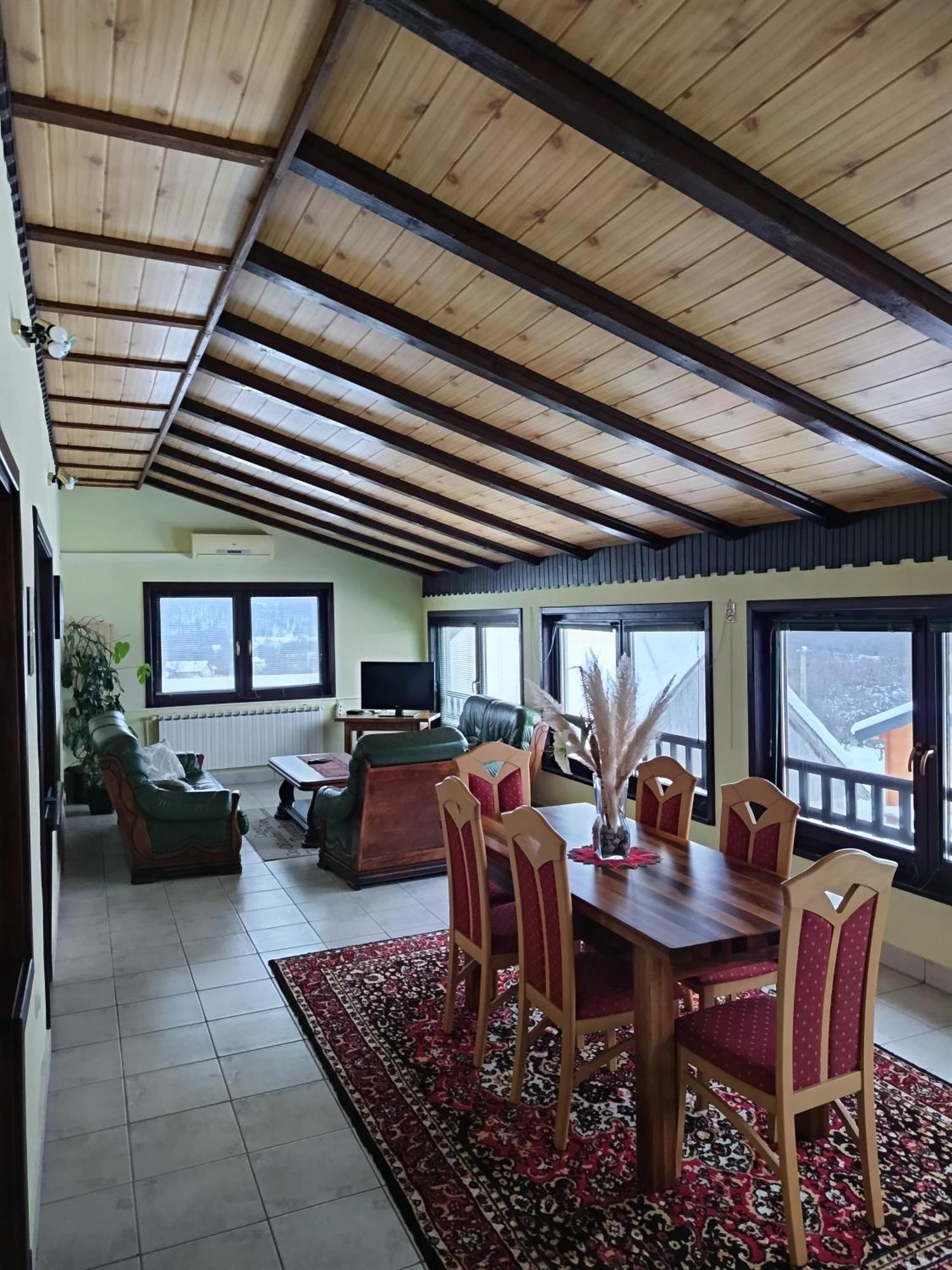Guesthouse Pavlicic Dreznik Grad Luaran gambar